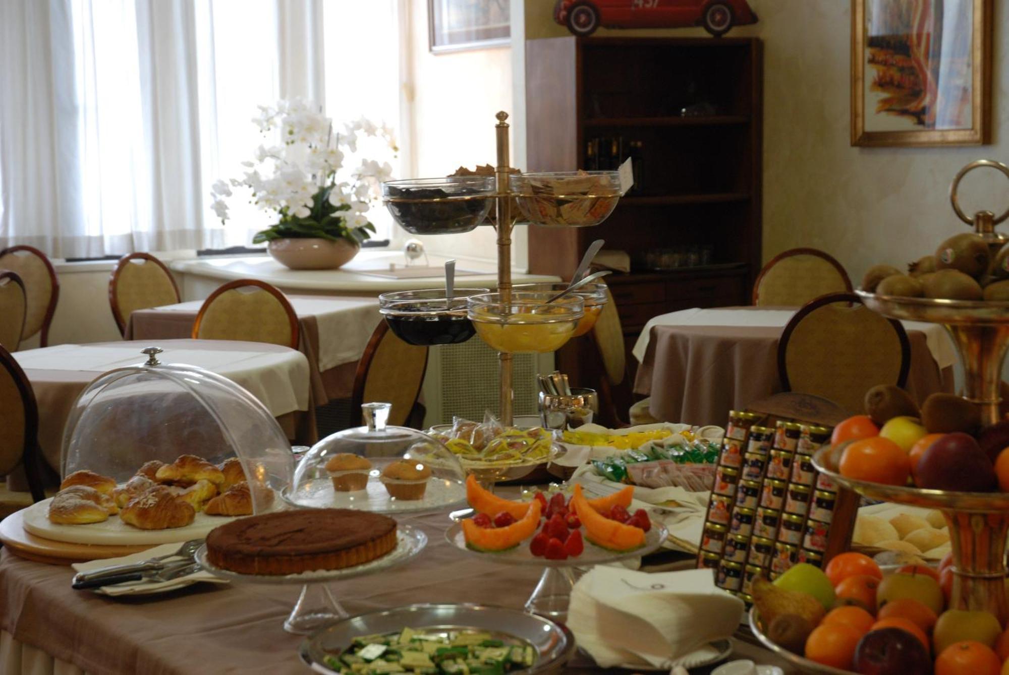 Hotel Continental Brescia Roncadelle Eksteriør billede